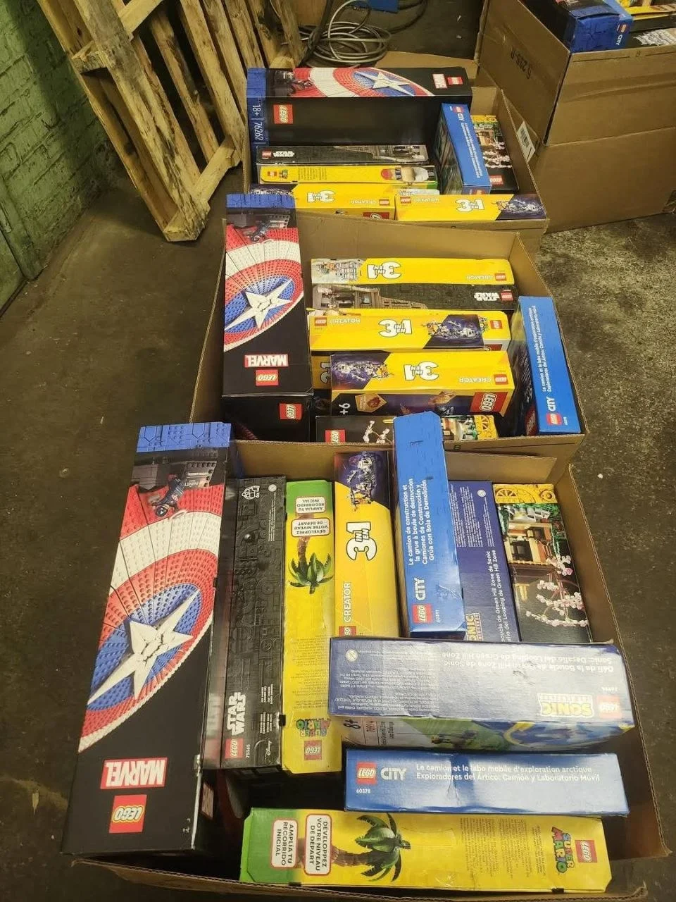 LEGO Toys Pallet — Premium Assorted Sets